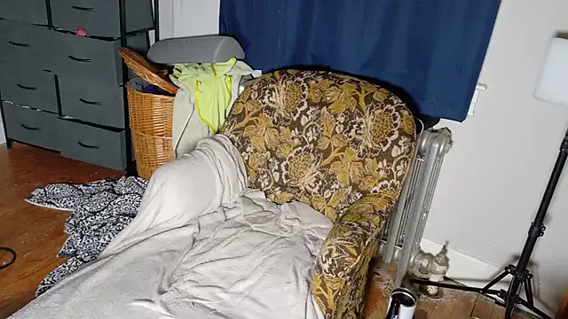 Živá chatovací místnost MaddyThorn