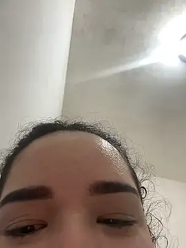 kathott Adlı Modelin Canlı Sohbet Odası