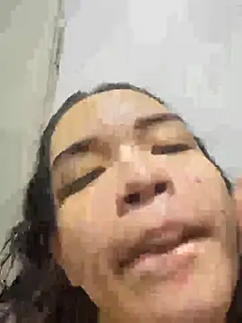 Živá chatovací místnost kathott