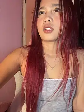 ursweet_babygirl Adlı Modelin Canlı Sohbet Odası