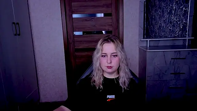 Živá chatovací místnost Kristy-Max