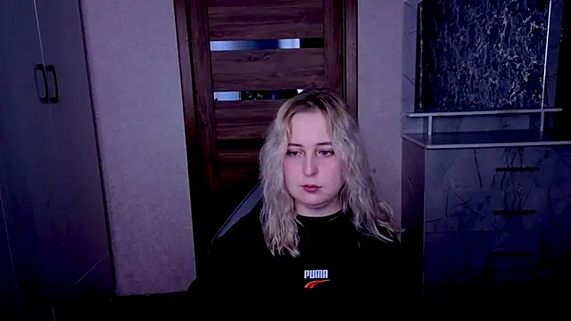 Kristy-Max Adlı Modelin Canlı Sohbet Odası