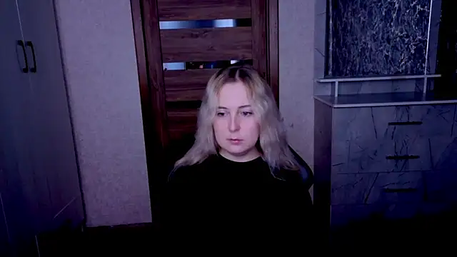 Kristy-Max's Live Chat Room