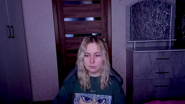 Kristy-Max Cameră chat live