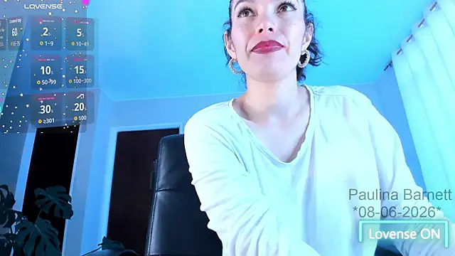 paulinabarnett- Adlı Modelin Canlı Sohbet Odası