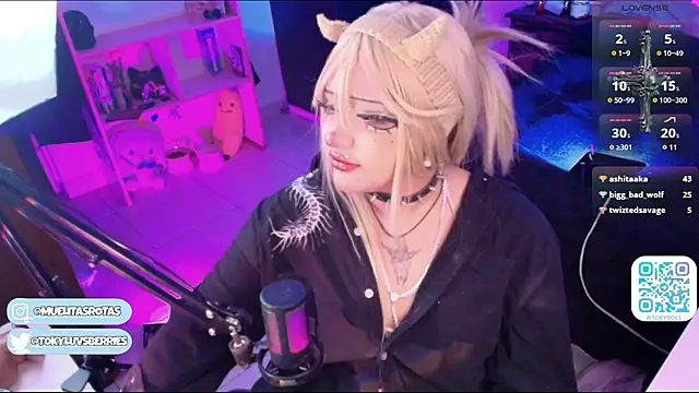 חדר צ'אט בש ידור חי של toky_doll