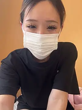 Chat soba uživo modela MOMO___jp