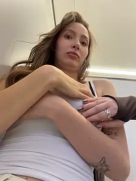 عرض كام Asian_Asami الجنسي المباشر