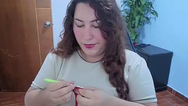 חדר צ'אט בשידור חי של JANNAH_MARTINEZ