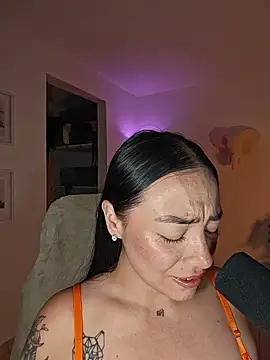 helena_smith Ruang Obrolan Langsung