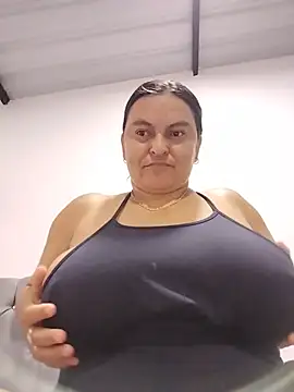 غرفة دردشة Horny-Mommy-Dirty المباشرة