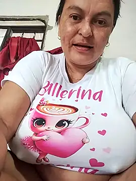 Horny-Mommy-Dirty 실시간 채팅방