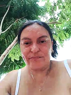 Chat ao vivo de Horny-Mommy-Dirty