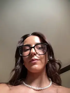 venusrey_ Adlı Modelin Canlı Sohbet Odası