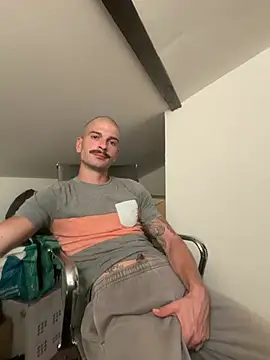 Greyoff's Live Chat Room