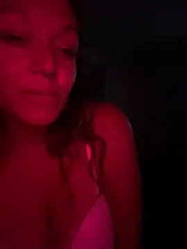 SummerV91's Live Chat Room