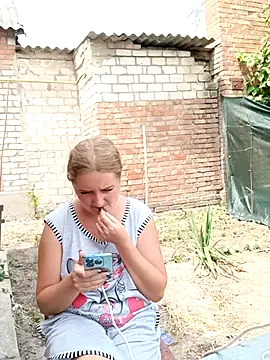 Živá chatovací místnost Koketka_nelegal_
