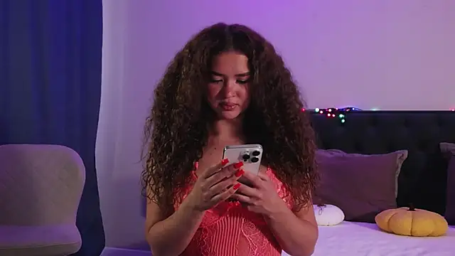 Denise_Garciia Adlı Modelin Canlı Sohbet Odası
