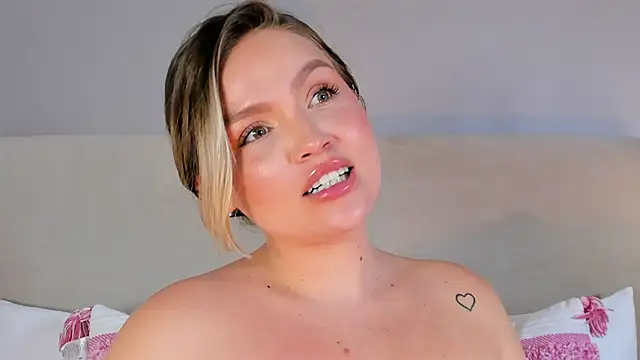 Chat soba uživo modela GaiaBaker
