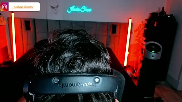 JordanShow's Live Chat Room
