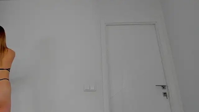 Diana_Garrett élő chatszobája