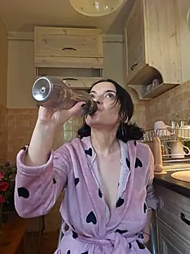 Ortensialady76 Cameră chat live