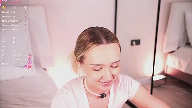 Chat soba uživo modela HollisBeckett