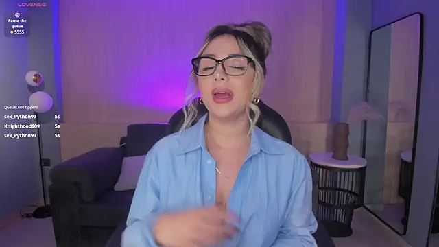 Онлайн чат ChloePreston_