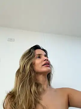 cuteluci_ Live Chatraum