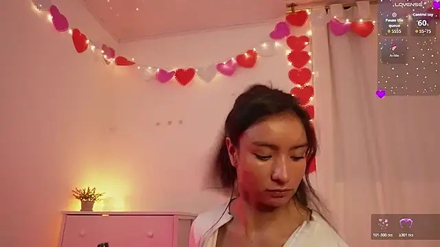 AbyWhitee Live Chatraum