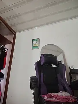 חדר צ'אט בשידור חי של LaurenWelly_