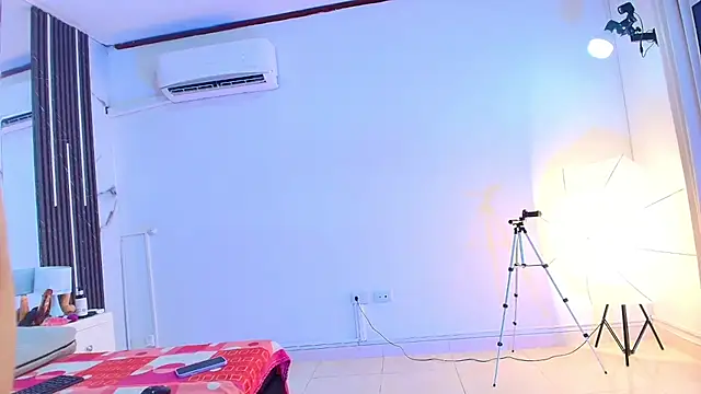 BarbaraFerrer69 실시간 채팅방