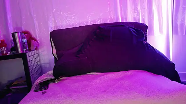 Midnightrose11 Live Chatraum
