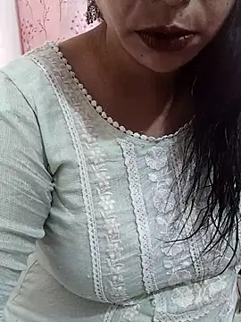 Pokój czatu na żywo – cutee_bhabhi