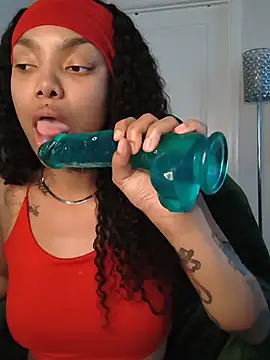butterflybootyy's Live Chat Room