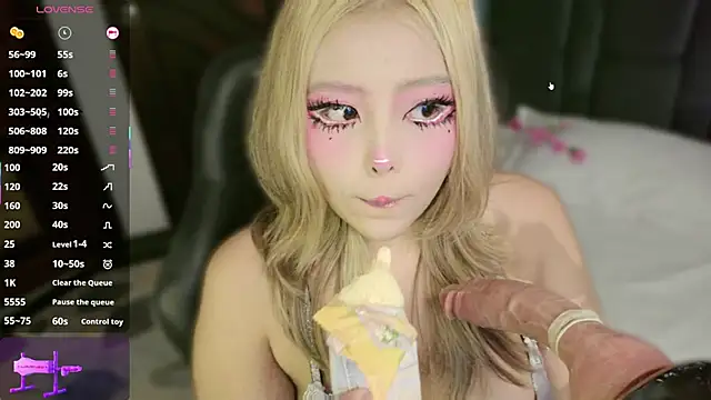 Teen_sofia_'s Live Chat Room