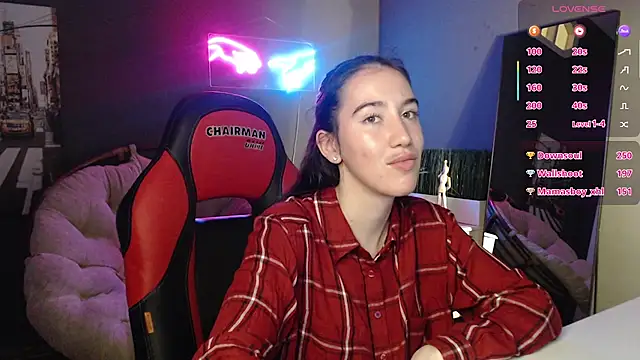 Belle_Via Cameră chat live