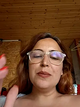 Živá chatovací místnost Selena-Selena
