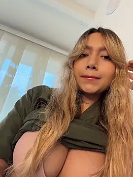 Chat soba uživo modela amanda-medrano1