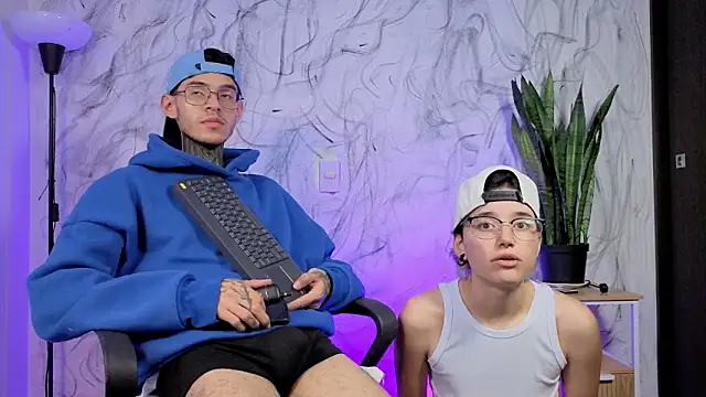 Sala de chat ao vivo de Arteemiiis