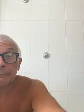4n4l1zz4m1 Live chatroom