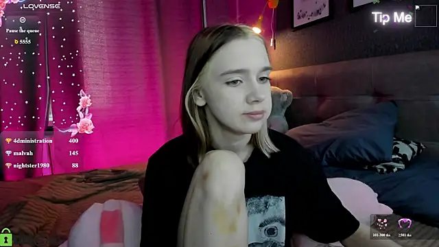 Chatroom en direct de Lesi_Moonie01