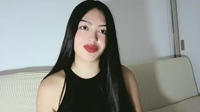 Melanie-Roberts 现场聊天室