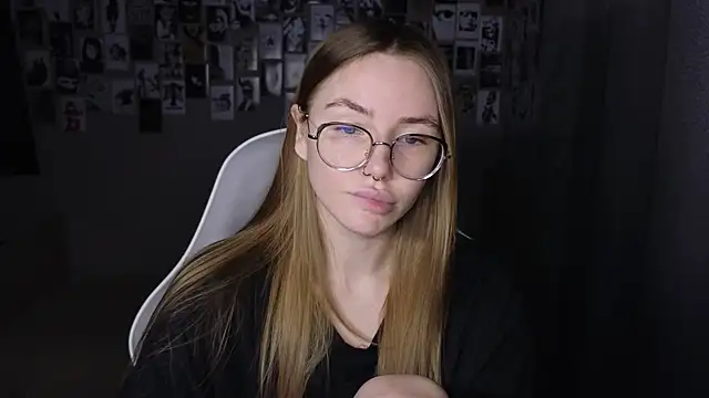 littlevildevil Cameră chat live