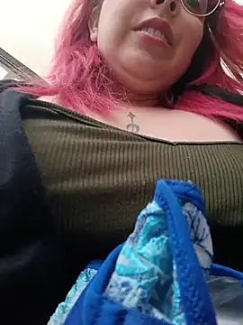 madelaine- live-chat rom