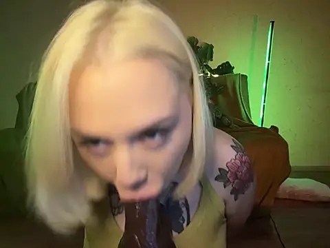 MCThroatGoat 실시간 채팅방