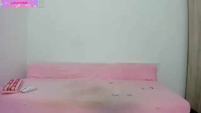 Živá chatovací místnost samira_nylon1