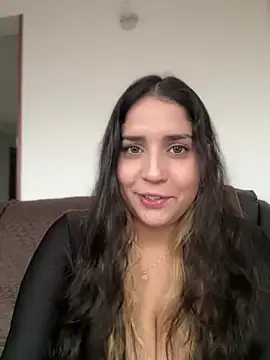 Chat ao vivo de valentina_jonnes1