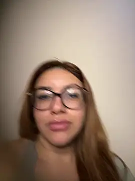 Chat soba uživo modela Clarasc