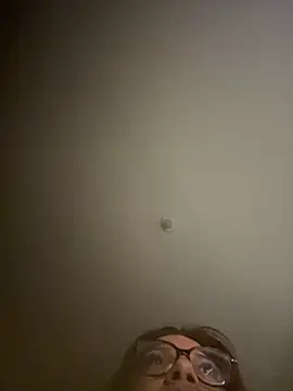 Chat soba uživo modela Clarasc